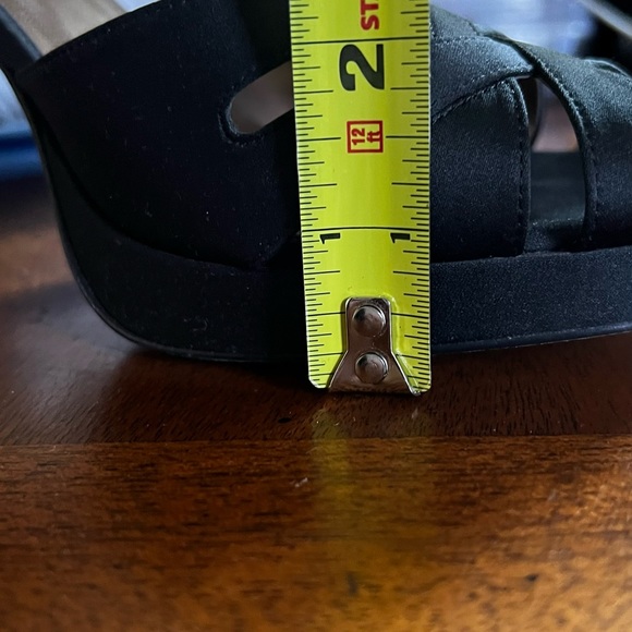 Nordstrom BP black satin platform with peep toe evening shoes - Picture 5 of 6